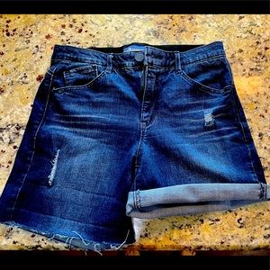 Democracy Ab Solution jean shorts in dark denim LIKE NEW